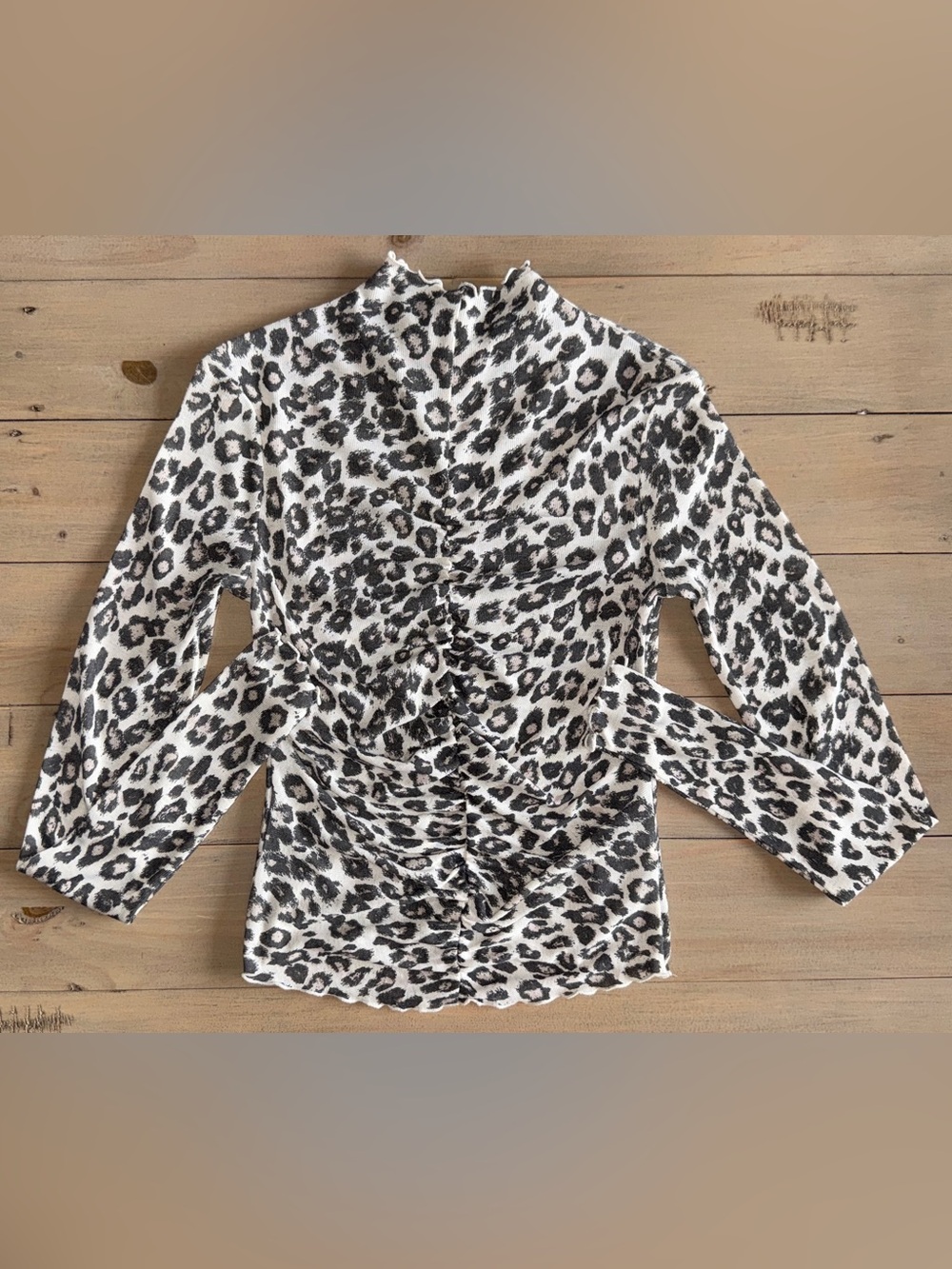 Free People Black & White Leopard Ruched Long-Sleeve Top Size Small